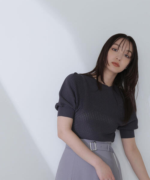 NATURAL BEAUTY BASIC(ナチュラルビューティーベーシック)の「◇【Oggi掲載】パフスリーブワッフルニット(ニット/セーター・レディース・オレンジ/チャコールグレー/オフホワイト/ブルー・FREE)」の7枚目の写真