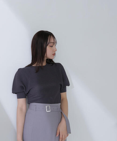 NATURAL BEAUTY BASIC(ナチュラルビューティーベーシック)の「◇【Oggi掲載】パフスリーブワッフルニット(ニット/セーター・レディース・オレンジ/チャコールグレー/オフホワイト/ブルー・FREE)」の9枚目の写真