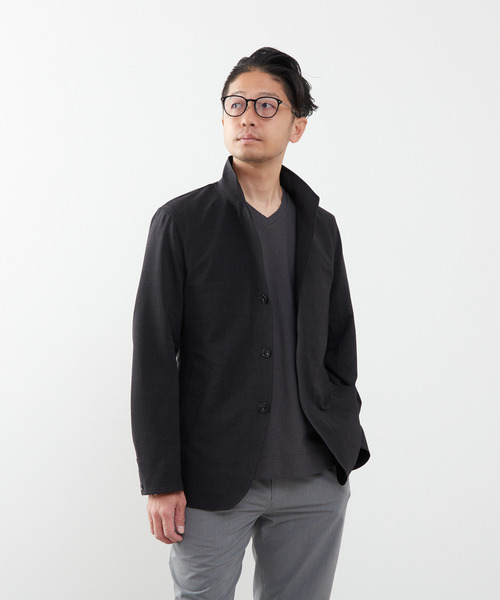 MEN'S MELROSE(メンズメルローズ)の「クールマックスサッカープリント スタンドカラージャケット(テーラードジャケット・メンズ・チャコールグレー/ネイビー・2/4/3)」の1枚目の写真