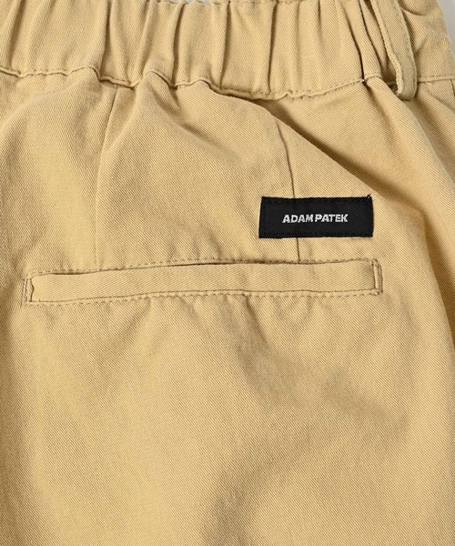 ADAM PATEK(アダムパテック)の「【ADAMPATEK/アダムパテック】generous tuck relax chino pants/タック入りワイドシルエットチノパンツ(チノパンツ・レディース・ホワイト/ベージュ・1/2)」の4枚目の写真