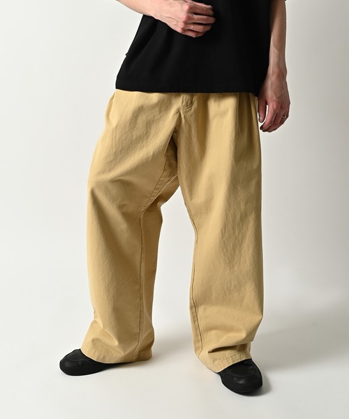 ADAM PATEK(アダムパテック)の「【ADAMPATEK/アダムパテック】generous tuck relax chino pants/タック入りワイドシルエットチノパンツ(チノパンツ・レディース・ホワイト/ベージュ・1/2)」の6枚目の写真