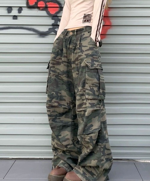 CANVAS+(キャンバスプラス)の「【CANVAS+】ミリタリールーズカーゴパンツ(カーゴパンツ・レディース・カーキ・L/M/S)」の14枚目の写真