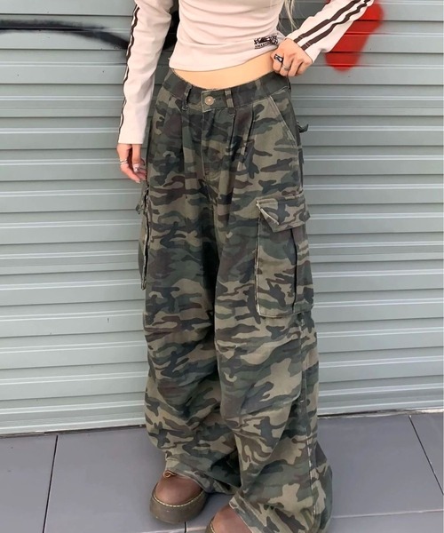 CANVAS+(キャンバスプラス)の「【CANVAS+】ミリタリールーズカーゴパンツ(カーゴパンツ・レディース・カーキ・L/M/S)」の13枚目の写真