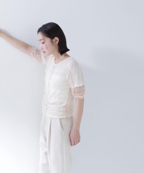 NATURAL BEAUTY BASIC（ナチュラルビューティーベーシック）の「◇ギャザーチュールレイヤードＴシャツ（Tシャツ/カットソー・レディース・ベージュ/ホワイト系その他/ブラック系その他・FREE）」の17枚目の写真