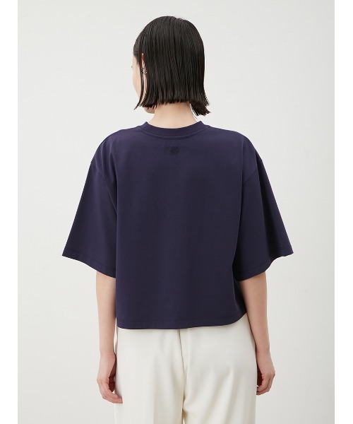 Mila Owen(ミラオーウェン)の「クロップドロゴT(Tシャツ/カットソー・レディース・チャコールグレー/ホワイト/ピンク/ネイビー・FREE)」の9枚目の写真