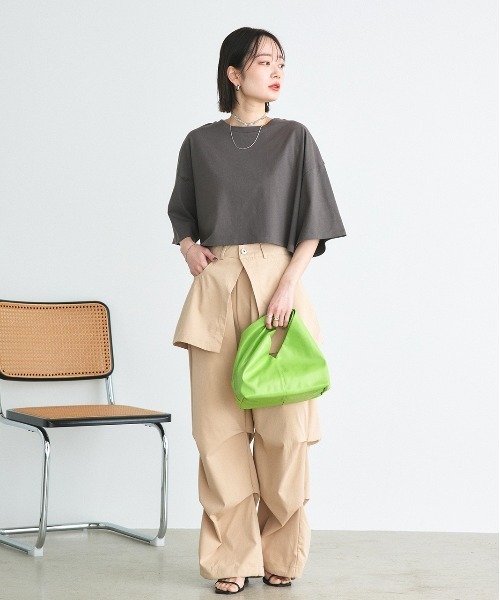 ad thie(アドティエ)の「トライアングル ハンドバッグ(ハンドバッグ・レディース・ブラック/グリーン/キャメル/オフホワイト・FREE)」の20枚目の写真