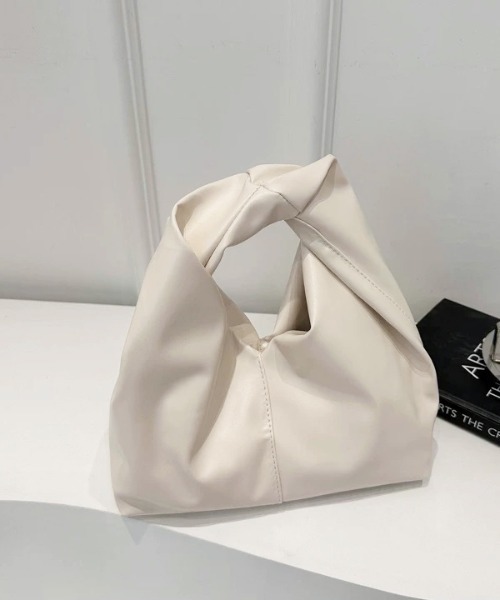 ad thie(アドティエ)の「トライアングル ハンドバッグ(ハンドバッグ・レディース・ブラック/グリーン/キャメル/オフホワイト・FREE)」の8枚目の写真
