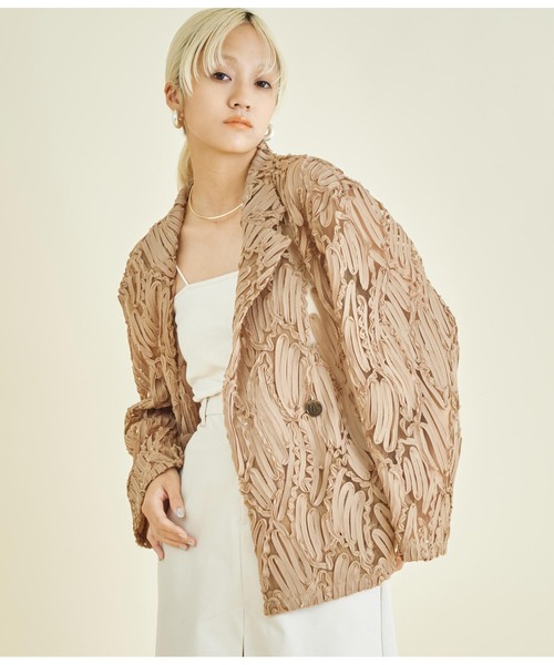 Settimissimo（セッティミッシモ）の「総刺繍 ダブル ジャケット（テーラードジャケット・レディース・ベージュ/ブラック・FREE）」の22枚目の写真