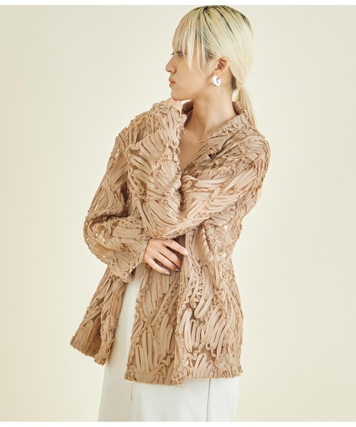 Settimissimo（セッティミッシモ）の「総刺繍 ダブル ジャケット（テーラードジャケット・レディース・ベージュ/ブラック・FREE）」の21枚目の写真