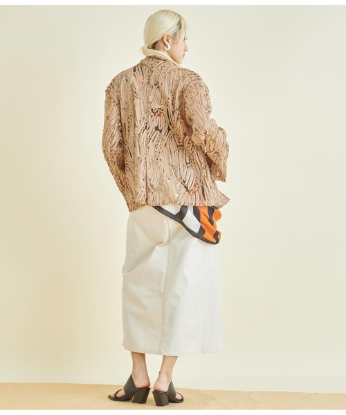 Settimissimo（セッティミッシモ）の「総刺繍 ダブル ジャケット（テーラードジャケット・レディース・ベージュ/ブラック・FREE）」の16枚目の写真