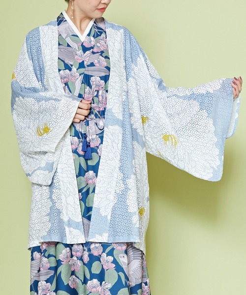 倭物やカヤ(ワモノヤカヤ)の「【倭物やカヤ】透かし花柄羽織(カーディガン/ボレロ・レディース・ネイビー/ライトブルー/スミクロ/パープル/ライトパープル・FREE)」の10枚目の写真