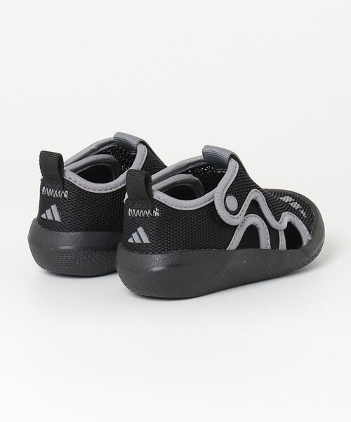 adidas（アディダス）の「アディダス adidas アルタベンチャー3 キッズ（サンダル・キッズ・ブラック×グレー・13.0cm/14.0cm/15.0cm/16.0cm）」の2枚目の写真