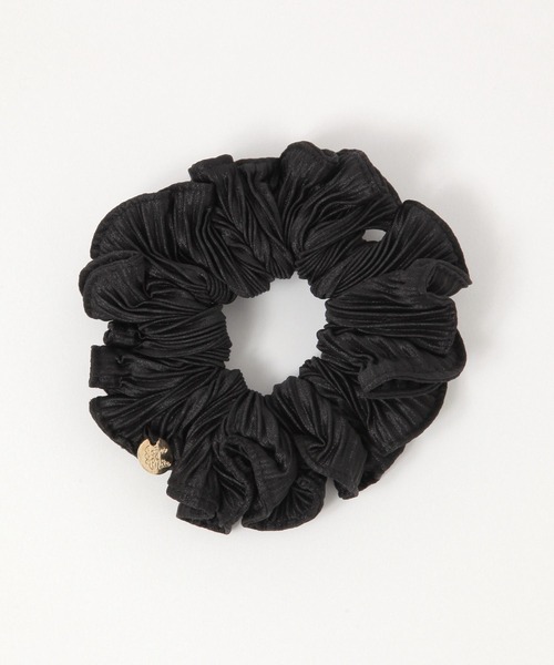 LAKOLE（ラコレ）の「プリーツフリルシュシュ / 426790（シュシュ・レディース・オフホワイト/ピンク/グレー/ブラック・FREE）」の2枚目の写真