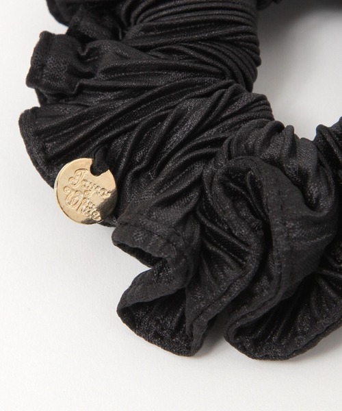 LAKOLE（ラコレ）の「プリーツフリルシュシュ / 426790（シュシュ・レディース・オフホワイト/ピンク/グレー/ブラック・FREE）」の5枚目の写真