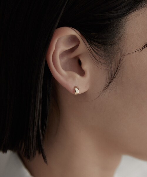 COCOSHNIK ONKITSCH(ココシュニックオンキッチュ)の「K10ドームピアス(ピアス(両耳用)・レディース・その他1・00)」の10枚目の写真