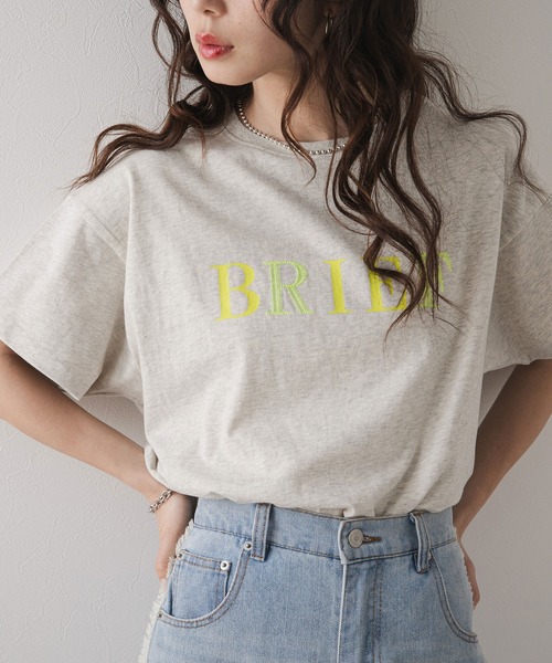 rectangle(レクタングル)の「箔プリント×刺繍ロゴTシャツ(Tシャツ/カットソー・レディース・ブラック/ホワイト/オートミール・FREE)」の3枚目の写真