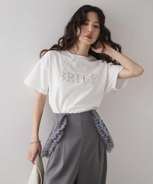 rectangle(レクタングル)の「箔プリント×刺繍ロゴTシャツ(Tシャツ/カットソー・レディース・ブラック/ホワイト/オートミール・FREE)」の4枚目の写真