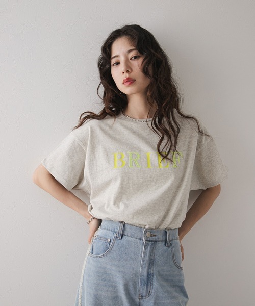 rectangle(レクタングル)の「箔プリント×刺繍ロゴTシャツ(Tシャツ/カットソー・レディース・ブラック/ホワイト/オートミール・FREE)」の6枚目の写真