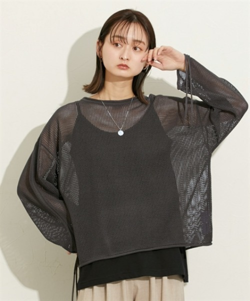 nissen（ニッセン）の「２点セット（袖レースアップトップス＋キャミ）（ニット/セーター・レディース・グレー/アイボリー/ブラック・M/L/LL）」の2枚目の写真