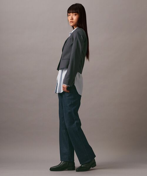 Calvin Klein(カルバン・クライン)の「トロピカルウール クロップドブレザー(テーラードジャケット・レディース・グレー・S/XS)」の5枚目の写真