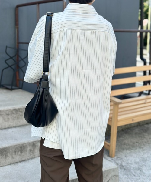 link lot(リンクロット)の「ストライプ オーバーサイズ レギュラーカラーシャツ(シャツ/ブラウス・メンズ・ホワイト/ブラック・M/L)」の17枚目の写真