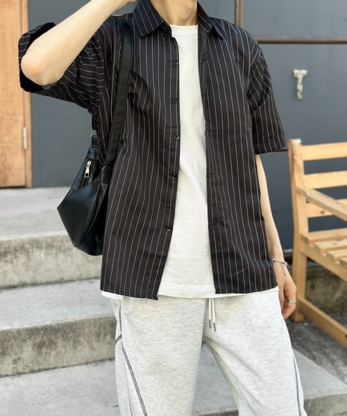 link lot(リンクロット)の「ストライプ オーバーサイズ レギュラーカラーシャツ(シャツ/ブラウス・メンズ・ホワイト/ブラック・M/L)」の21枚目の写真