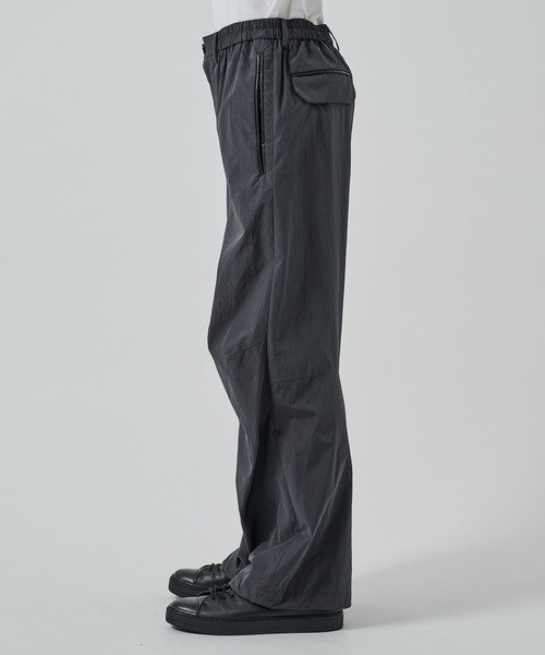 STUDIOUS(ステュディオス)の「【STUDIOUS】BELIMA X RELAX PANTS(カーゴパンツ・メンズ・ダークグレー/ブラック・1/2)」の8枚目の写真