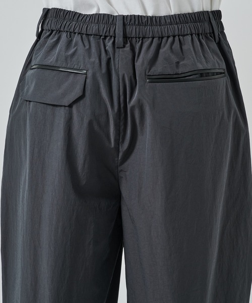 STUDIOUS(ステュディオス)の「【STUDIOUS】BELIMA X RELAX PANTS(カーゴパンツ・メンズ・ダークグレー/ブラック・1/2)」の11枚目の写真