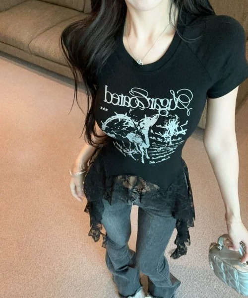 SHEENA(シーナ)の「レースフリルイレヘムプリントTシャツ(Tシャツ/カットソー・レディース・ブラック/ホワイト・M)」の11枚目の写真