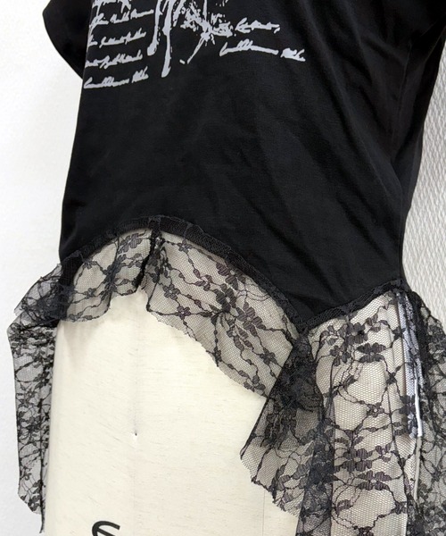 SHEENA(シーナ)の「レースフリルイレヘムプリントTシャツ(Tシャツ/カットソー・レディース・ブラック/ホワイト・M)」の6枚目の写真