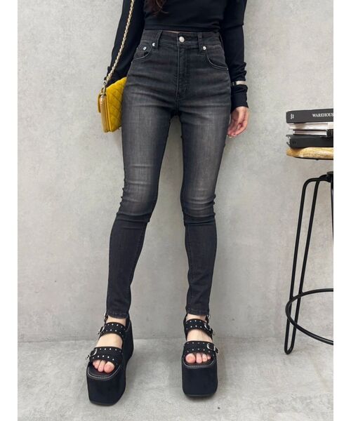 EVRIS（エヴリス）の「ヴィンテージライクストレッチスキニーデニムパンツ（デニムパンツ・レディース・ブラック/インディゴブルー・X-SMALL/SMALL/MEDIUM）」の22枚目の写真