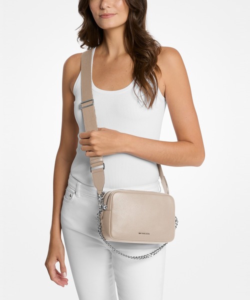 美品　MICHEALKORS マイケルコース　レザーショルダーバッグカメラバッグ Michael Kors マイケルコース ロングショルダー ショルダー