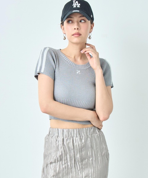ANAP(アナップ)の「ラメ 肩 ライン ニット トップス(ニット/セーター・レディース・ピンク/グレー/ブラック・FREE)」の17枚目の写真
