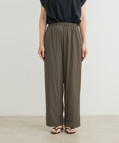 URBAN RESEARCH DOORS（アーバンリサーチドアーズ）の「『UVカット/接触冷感/吸水速乾』ドライタッチリラックスパンツ（その他パンツ・レディース・ブラック/カーキ/モカ・MEDIUM/SMALL）」の8枚目の写真