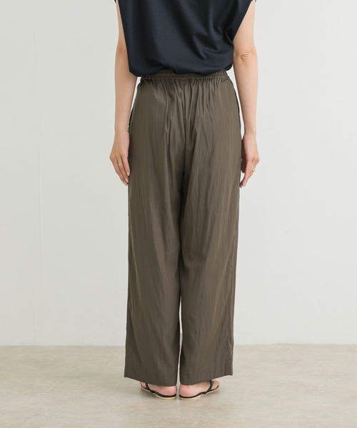 URBAN RESEARCH DOORS（アーバンリサーチドアーズ）の「『UVカット/接触冷感/吸水速乾』ドライタッチリラックスパンツ（その他パンツ・レディース・ブラック/カーキ/モカ・MEDIUM/SMALL）」の10枚目の写真