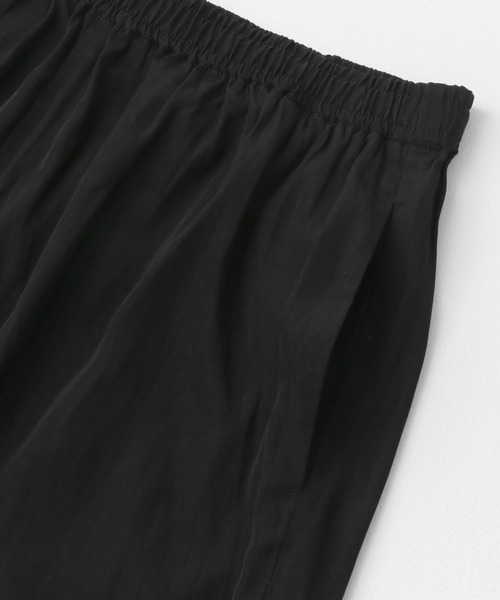 URBAN RESEARCH DOORS（アーバンリサーチドアーズ）の「『UVカット/接触冷感/吸水速乾』ドライタッチリラックスパンツ（その他パンツ・レディース・ブラック/カーキ/モカ・MEDIUM/SMALL）」の17枚目の写真