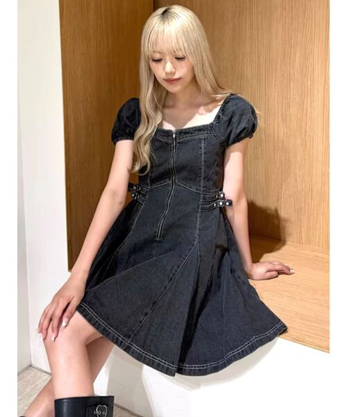 CALNAMUR（カルナムール）の「２ＷＡＹデニムワンピース（ワンピース・レディース・インディゴブルー/ブラック・FREE）」の4枚目の写真