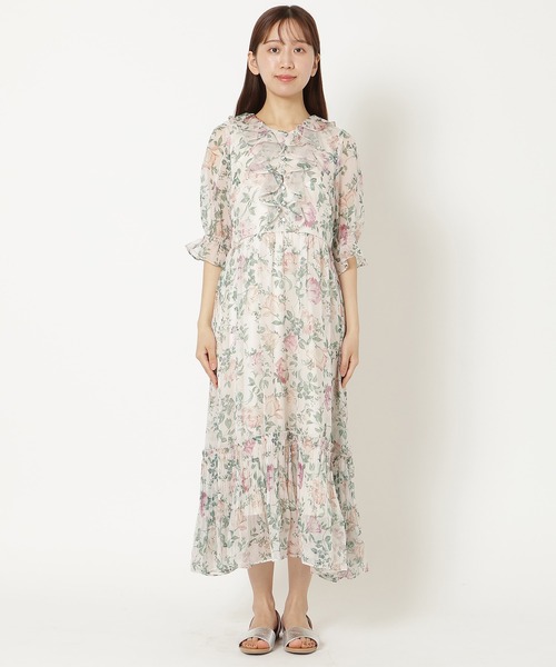 Rose Tiara(ローズティアラ)の「フラワープリントワンピース(ワンピース・レディース・ベージュ/ネイビー・38/40/42/46)」の7枚目の写真