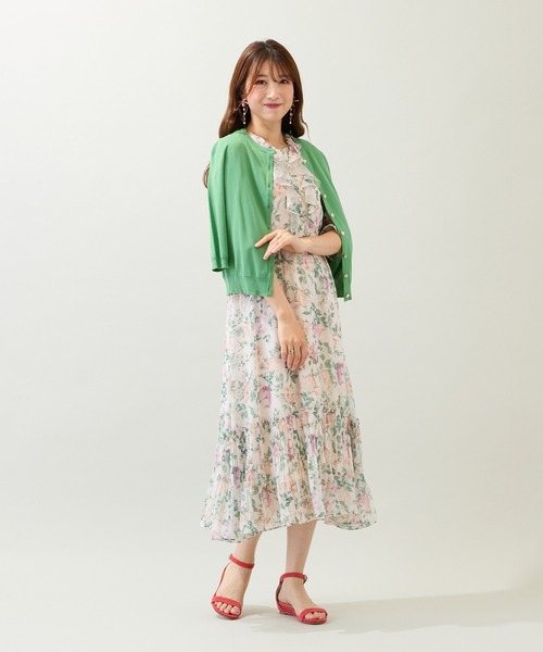 Rose Tiara（ローズティアラ）の「フラワープリントワンピース（ワンピース・レディース・ベージュ/ネイビー・38/40/42/46）」の11枚目の写真