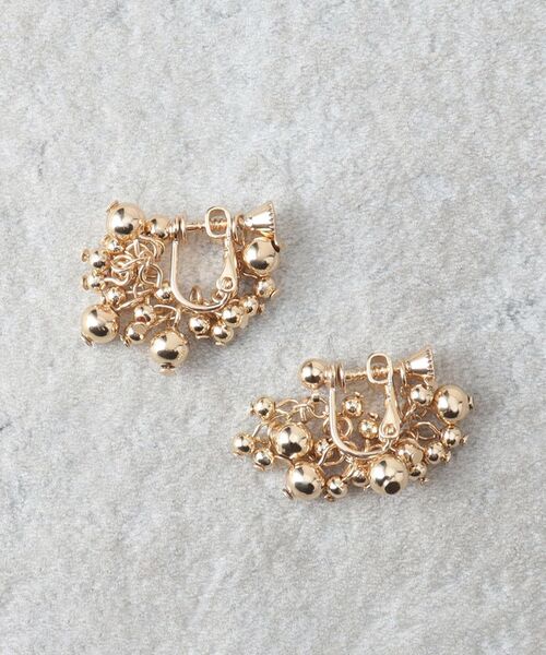 OPAQUE.CLIP（オペークドットクリップ）の「ドットメタルイヤリング（イヤリング・レディース・ゴールド/シルバー・00）」の2枚目の写真