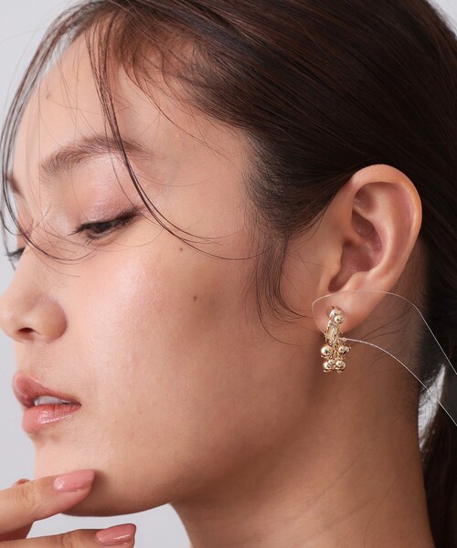 OPAQUE.CLIP（オペークドットクリップ）の「ドットメタルイヤリング（イヤリング・レディース・ゴールド/シルバー・00）」の7枚目の写真