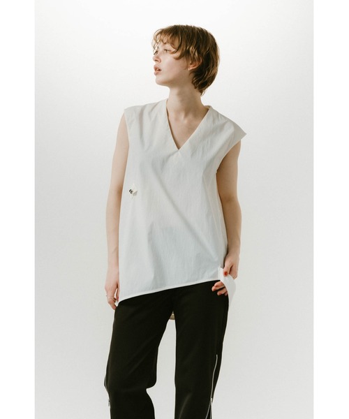 Knuth Marf(クヌースマーフ)の「2way asymmetry blouse(シャツ/ブラウス・レディース・ホワイト/ネイビー・FREE)」の9枚目の写真