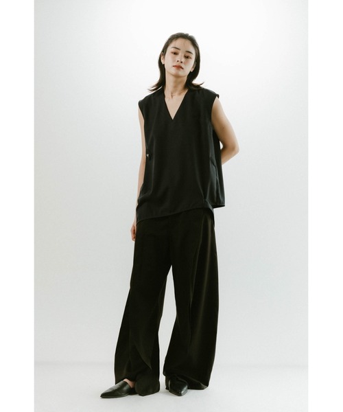 Knuth Marf(クヌースマーフ)の「2way asymmetry blouse(シャツ/ブラウス・レディース・ホワイト/ネイビー・FREE)」の17枚目の写真