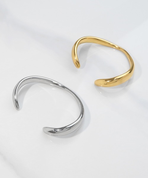 blackdia ocean（ブラックダイヤオーシャン）の「blackdia ocean ウェーブバングル（バングル/リストバンド・レディース・シルバー/ゴールド・FREE）」の4枚目の写真