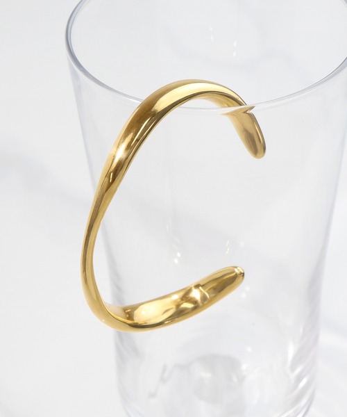 blackdia ocean（ブラックダイヤオーシャン）の「blackdia ocean ウェーブバングル（バングル/リストバンド・レディース・シルバー/ゴールド・FREE）」の8枚目の写真