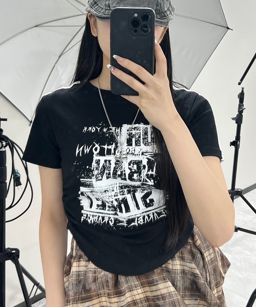 Figments(フィグメンツ)の「2ライングラフィックT(Tシャツ/カットソー・レディース・ホワイト/ブラック・FREE)」の6枚目の写真