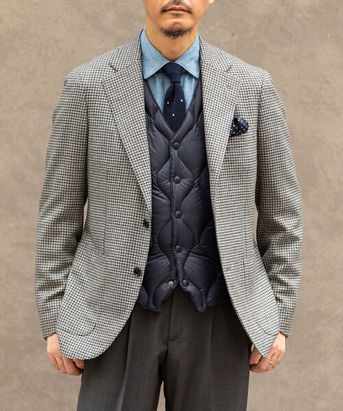 SHIPS（シップス）の「【SHIPS別注】TAION: ダウン ジレ（ダウンベスト・メンズ・ネイビー/オリーブ/ブラック・MEDIUM/LARGE/X-LARGE/SMALL）」の6枚目の写真