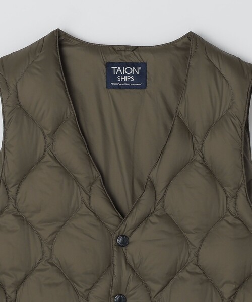 SHIPS（シップス）の「【SHIPS別注】TAION: ダウン ジレ（ダウンベスト・メンズ・ネイビー/オリーブ/ブラック・MEDIUM/LARGE/X-LARGE/SMALL）」の15枚目の写真
