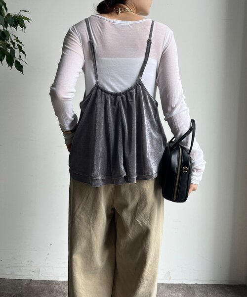 DouDou(ドゥドゥ)の「【WEB限定】メッシュベロアキャミ(Tシャツ/カットソー・レディース・ブラック/グレイッシュベージュ・FREE)」の3枚目の写真
