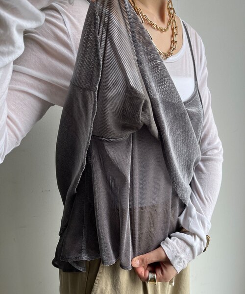 DouDou(ドゥドゥ)の「【WEB限定】メッシュベロアキャミ(Tシャツ/カットソー・レディース・ブラック/グレイッシュベージュ・FREE)」の11枚目の写真